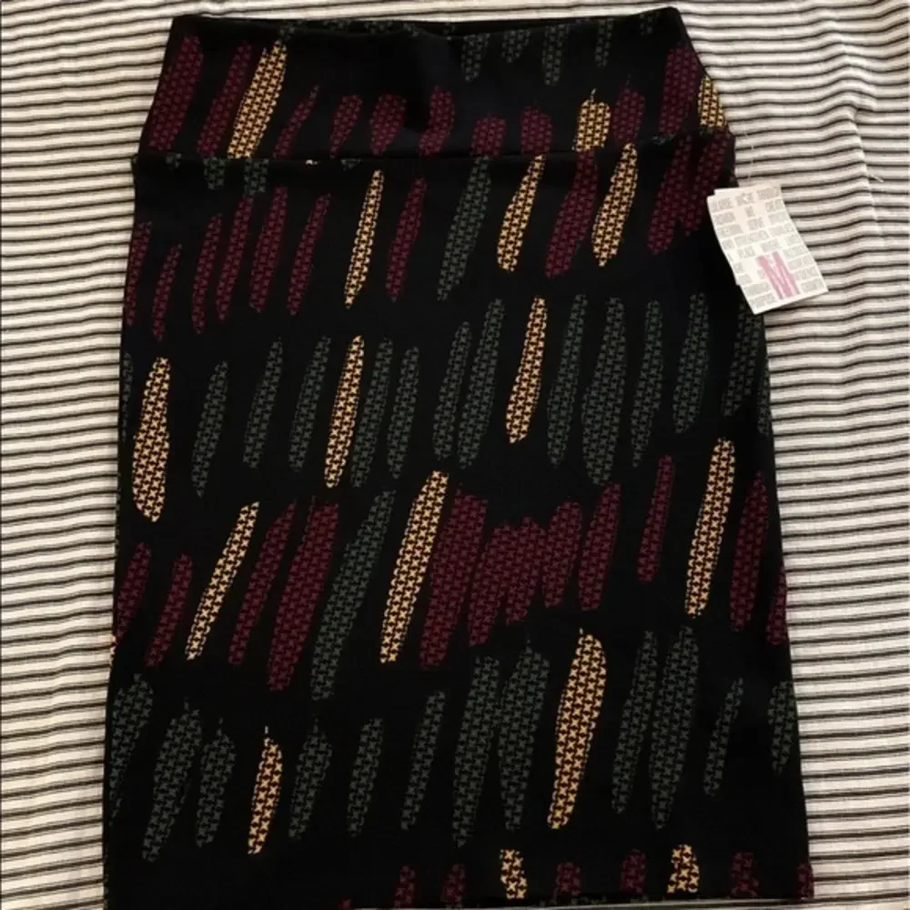 Lularoe‎ Cassie Skirt